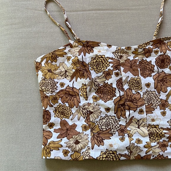 C & C California Linen Floral Top Size 8 - Picture 3 of 12